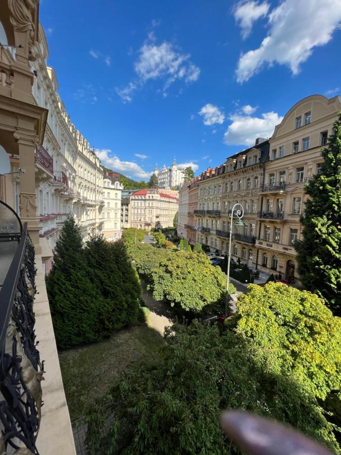 Jurincom Apartments Sadova Karlsbad Exterior foto