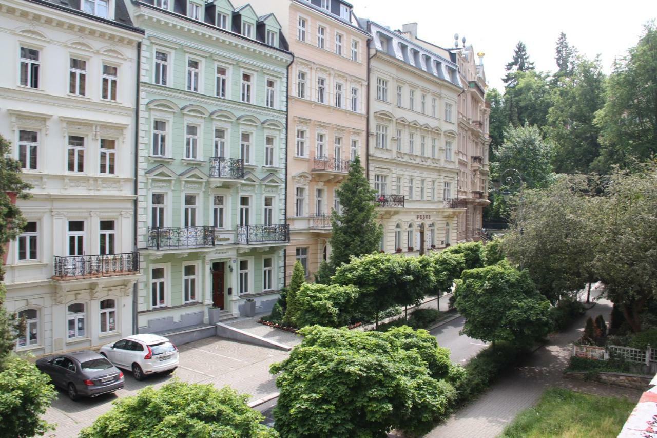 Jurincom Apartments Sadova Karlsbad Exterior foto